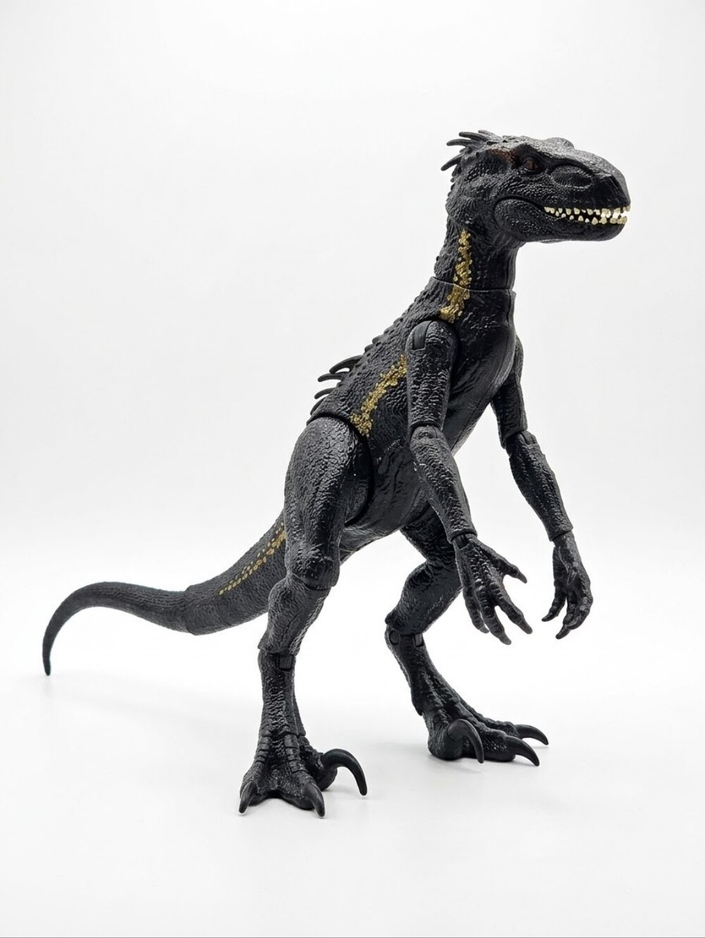 Mattel Jurassic World Dino Trackers Indoraptor Action Figure HKY11 (No Box)